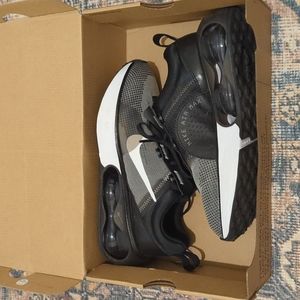 Nike air max 5y/worn once